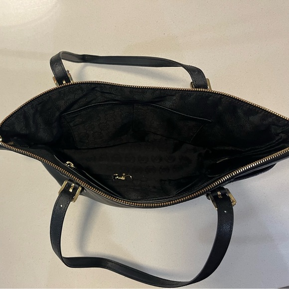 Black Michael Kors Tote Bag - Picture 4 of 7